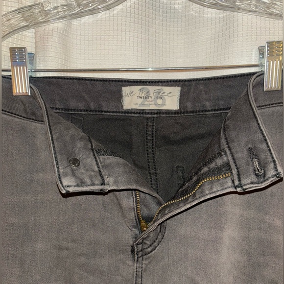 FREE PEOPLE BELL BOTTOM JEANS - Picture 3 of 4